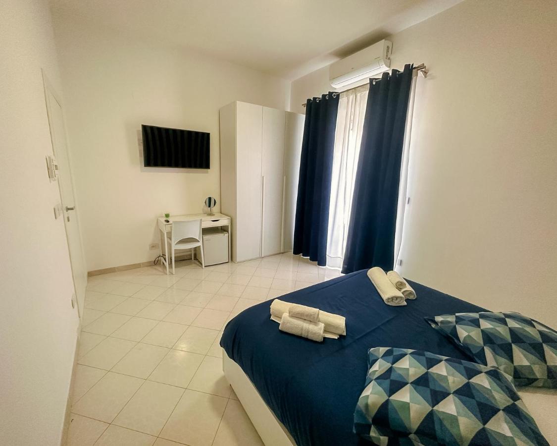 Rosy'S Apartament カステッランマーレ・ディ・スタービア エクステリア 写真