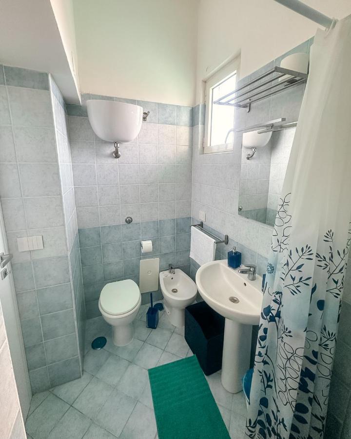 Rosy'S Apartament カステッランマーレ・ディ・スタービア エクステリア 写真